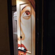 Chicas WC. 2007. Acrílico sobre madera. Alfonso Kint