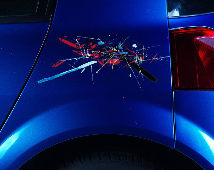 Arte abstracto en tu coche. 2004. Pintura sobre chapa. Alfonso Kint